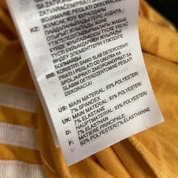 Adidas yellow long sleeves bodysuit with funnel collar - Picture 10 of 10